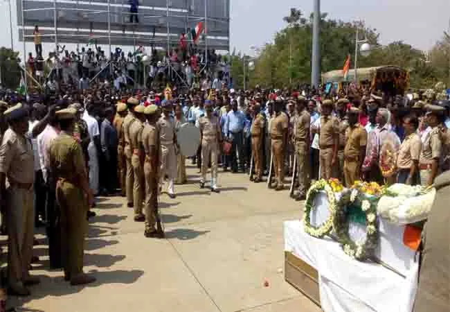  Sivachandran's body is buried with govt respect 
